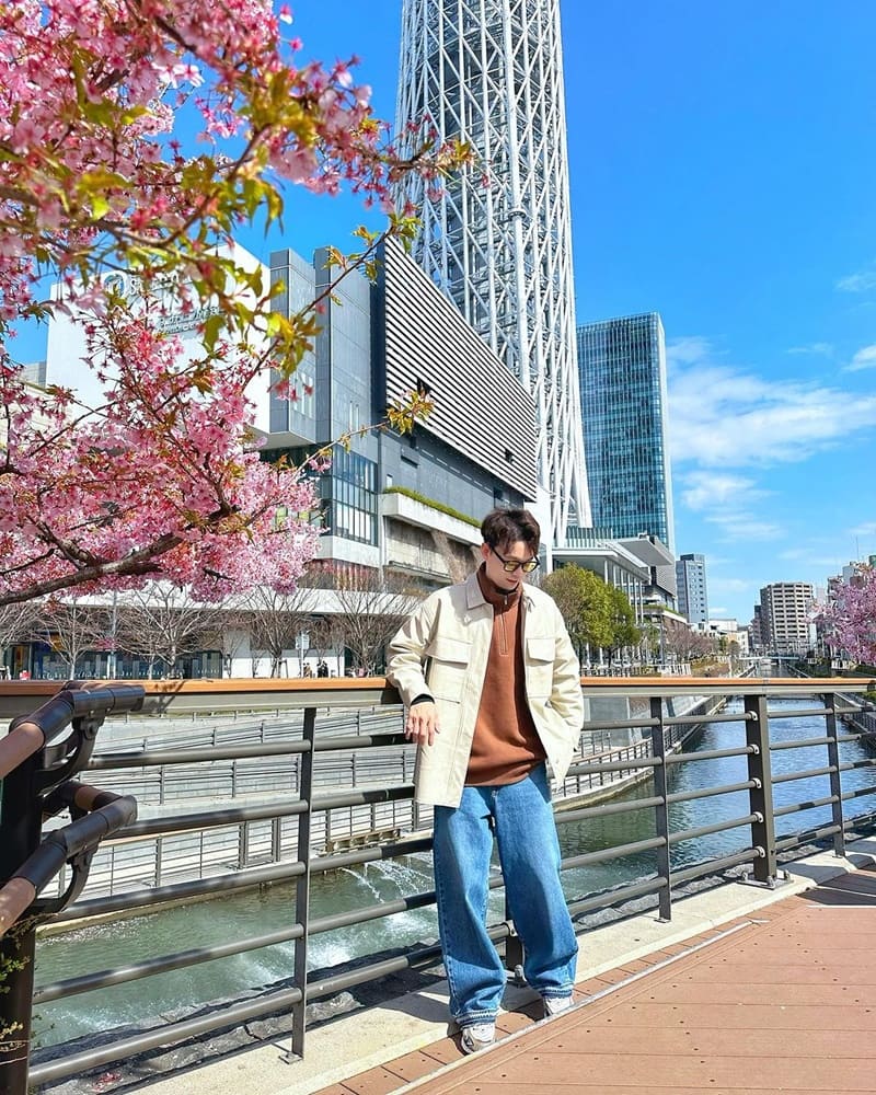 「晴空塔」探訪東京地標！近距離體驗壯麗景致、東武橋視角捕捉滿天櫻花與蔚藍天空！
