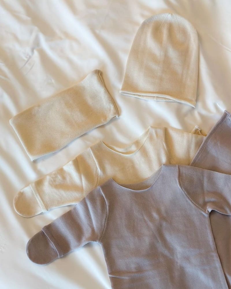 「STUDIO DOE銀離子抗菌紗連身衣」寶寶衣服、質感舒適、抗菌防踢、送禮自用兩相宜！