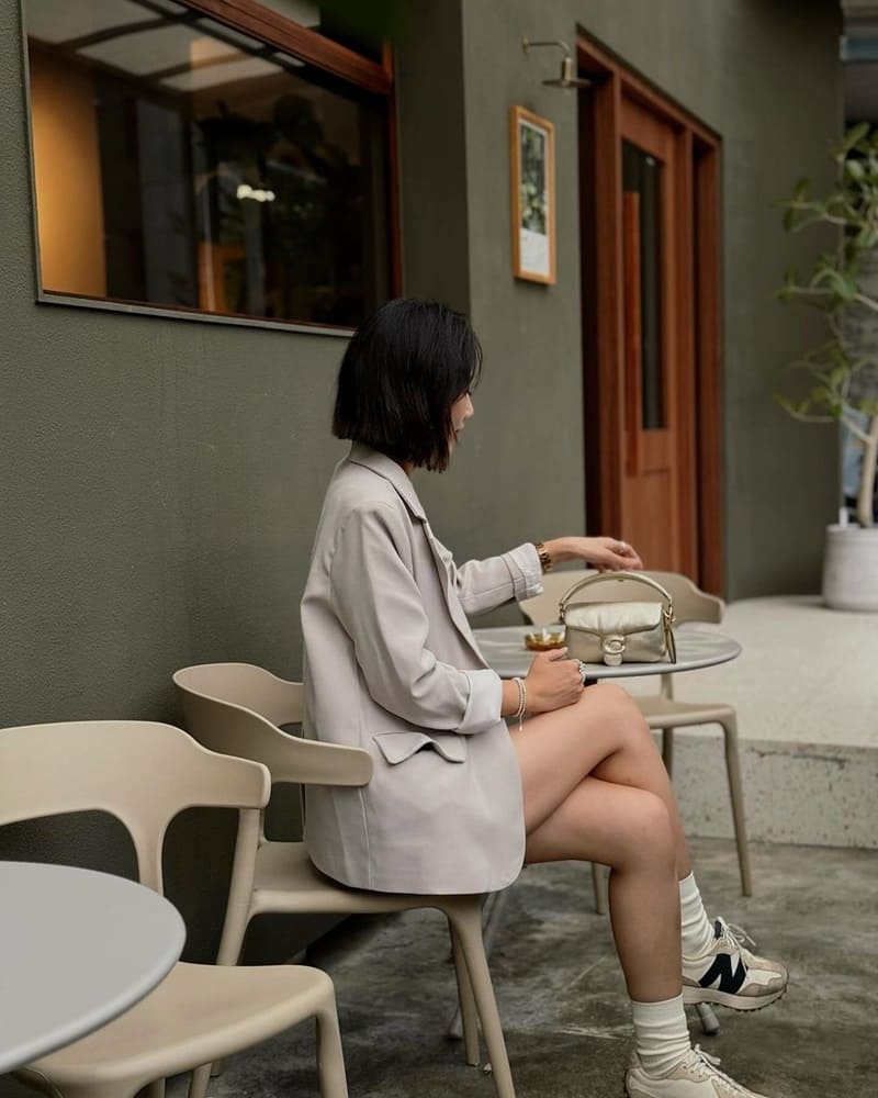 「桃五咖啡」台北大安人氣爆棚咖啡館、隱身寧靜巷弄、大人味布丁與精緻咖啡相伴！