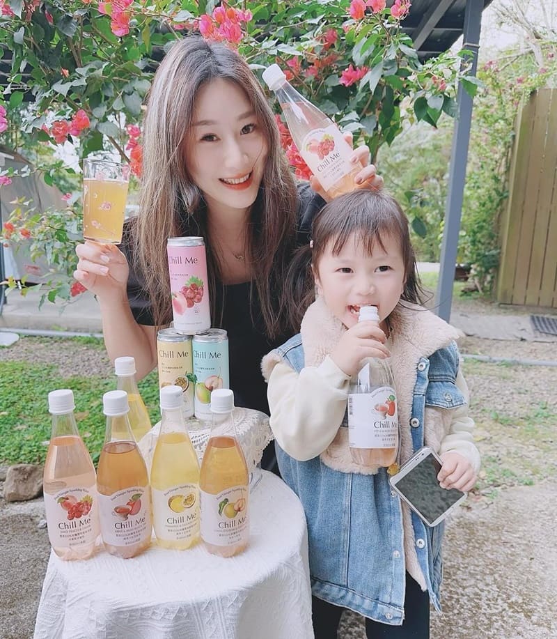 「醋覓氣泡果醋飲」高級感十足、純天然水果釀造!口味多樣、無添加、順口愜意、益處多多、絕對讓你愛上!