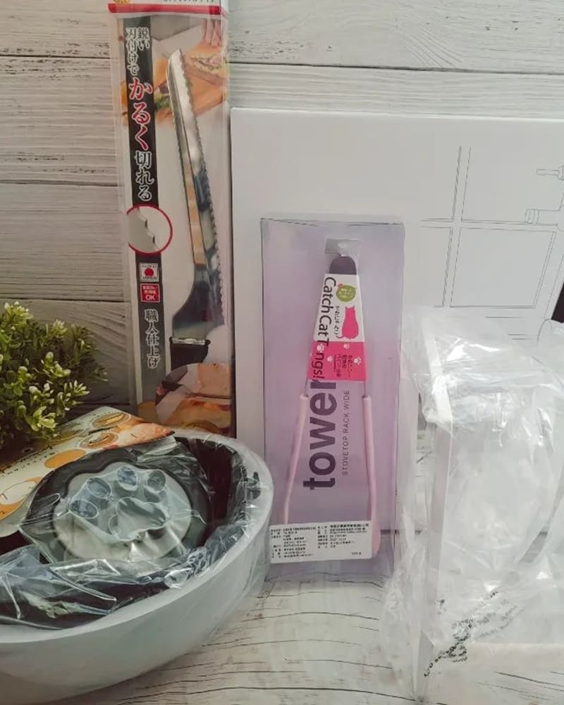 對一個歸剛在灶腳裡走跳的家庭煮婦來說….😌最不可或缺的東西是什麼呢?那當然是廚房好幫手啦!!!!!
貝殼馬麻今天要來和粉絲好友們分享廚房好物,一起來看看我在「 日本山崎生活美學-Yamazaki 新入手的質感好物吧~
