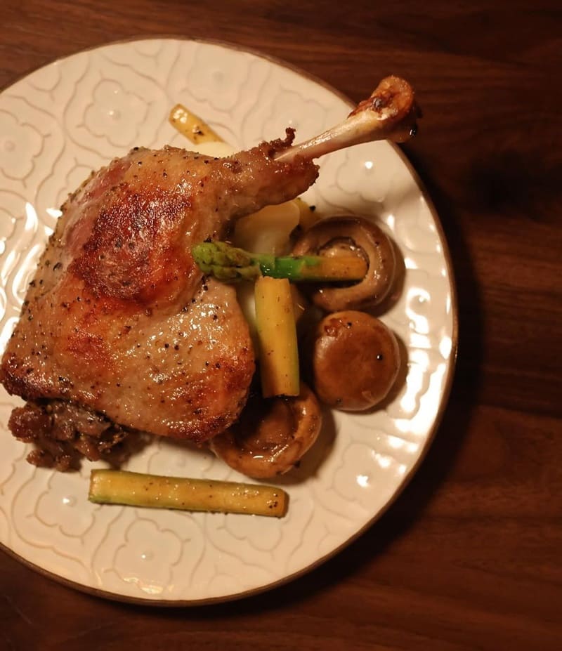 「九鳥私館9 Birds Bistro」台北忠孝復古餐酒館!品味港式、浪漫港風約會限定特調!
