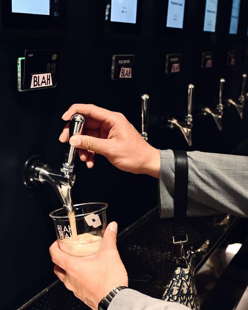 「BLAH BLAH Bar」台北新光A8智慧DIY調酒、全新體驗、查理QQ推薦!