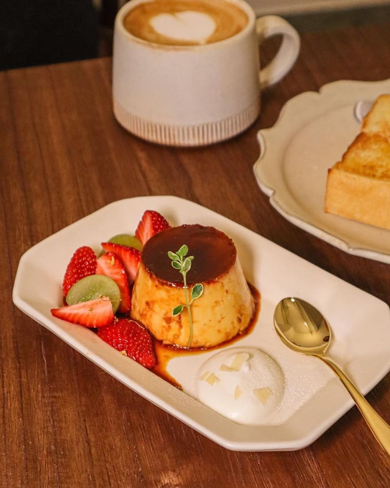 「波藤甜點」新竹復古文青風咖啡廳！木質調老宅、特色精緻甜點、舒適輕食咖啡！