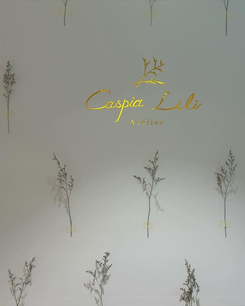 「Caspia lili」台北統一時代百貨！精緻輕婚紗與時尚服飾、設計與質感兼具、值得一覽！
