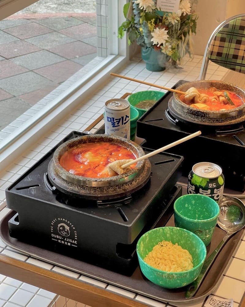 「DUBU-JJIGAE吃你豆腐」台北大安韓式湯飯店、風味濃郁豆腐鍋、獨特配搭創意食材!