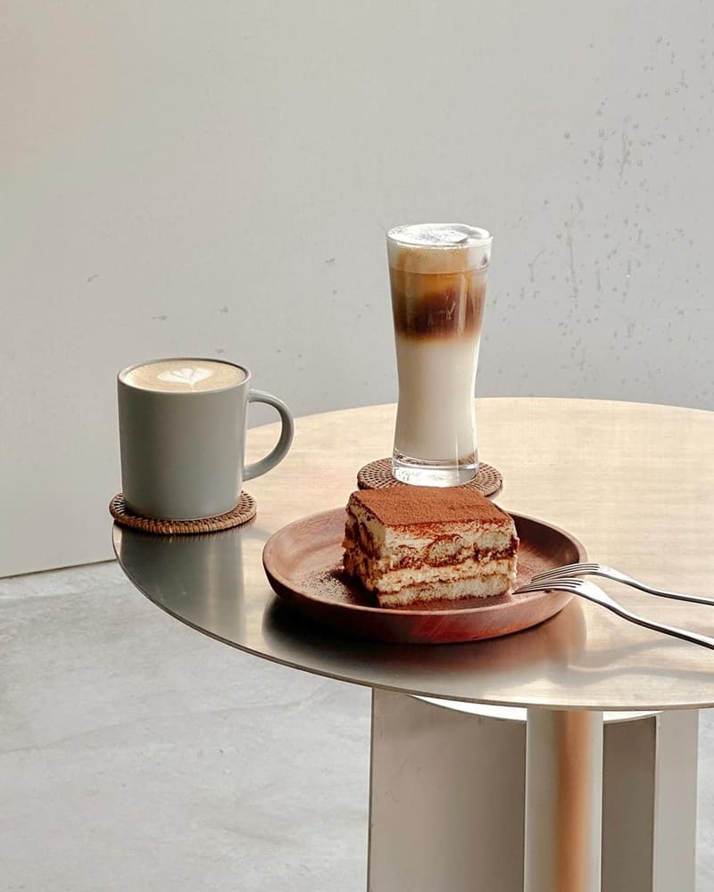 「Coffee Ring」高雄日式侘寂之美咖啡廳!精緻甜點、尋覓簡約、清新雅致空間!