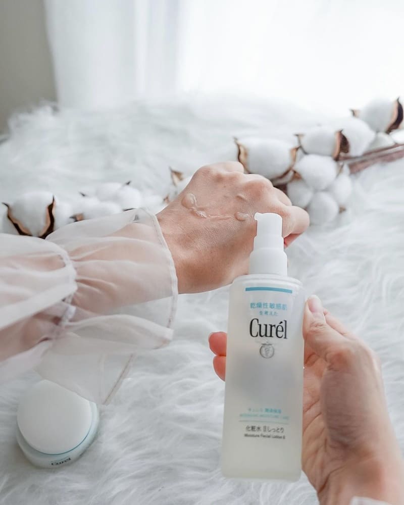 「潤浸保濕化粧水」Curél珂潤敏感肌品牌!深層乳霜、小資入門保養、肌膚保濕秘密!