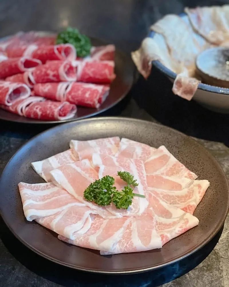 怎麻辣頂級鴛鴦鍋