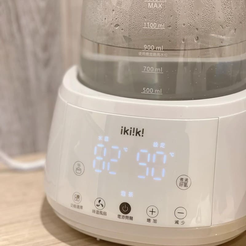 「ikiiki 智能調溫烹煮壺」白色時尚設計、多功能模式、超大容量、智能調溫、泡茶泡咖啡更輕鬆！
