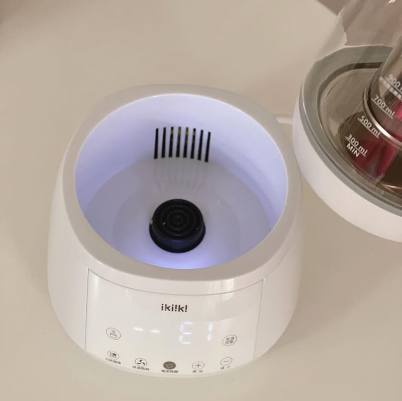 「ikiiki 智能調溫烹煮壺」白色時尚設計、多功能模式、超大容量、智能調溫、泡茶泡咖啡更輕鬆！