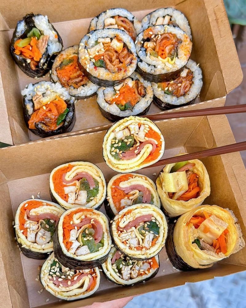 「歐巴飯捲」高雄鳳山高中美食!進口用料、無澱粉飯捲、韓國風情、獨特魅力!