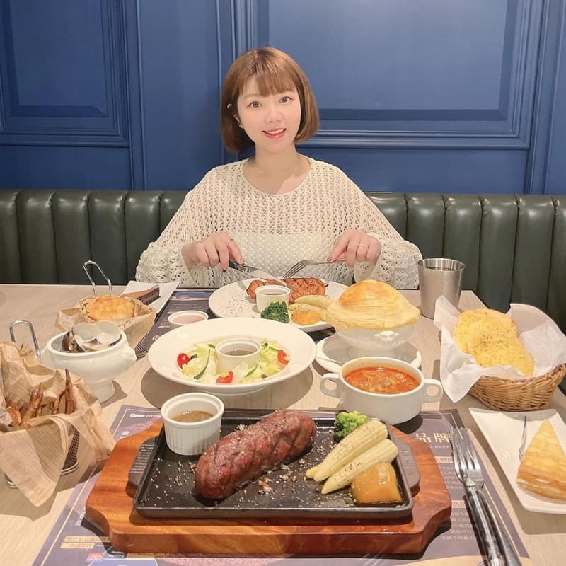 「瀧厚炙燒熟成牛排」台北牛排盛宴推薦!老饕菲力、炙燒法式櫻桃鴨、浪漫書局結束約會!