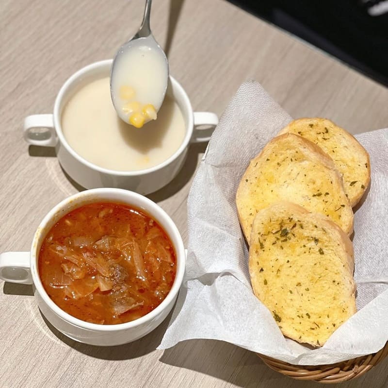 「瀧厚炙燒熟成牛排」台北牛排盛宴推薦!老饕菲力、炙燒法式櫻桃鴨、浪漫書局結束約會!