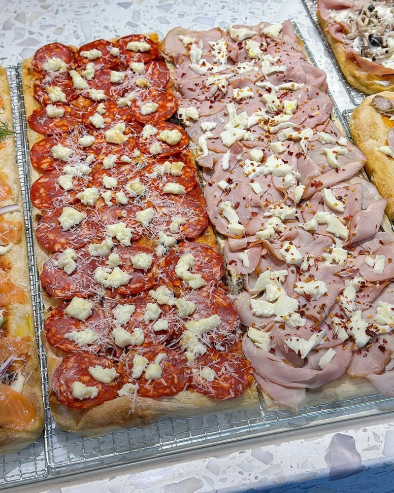 「Rom’antica Pizza」高雄左營羅馬披薩店新開幕!超有料、創新料理、現點現剪現烤!