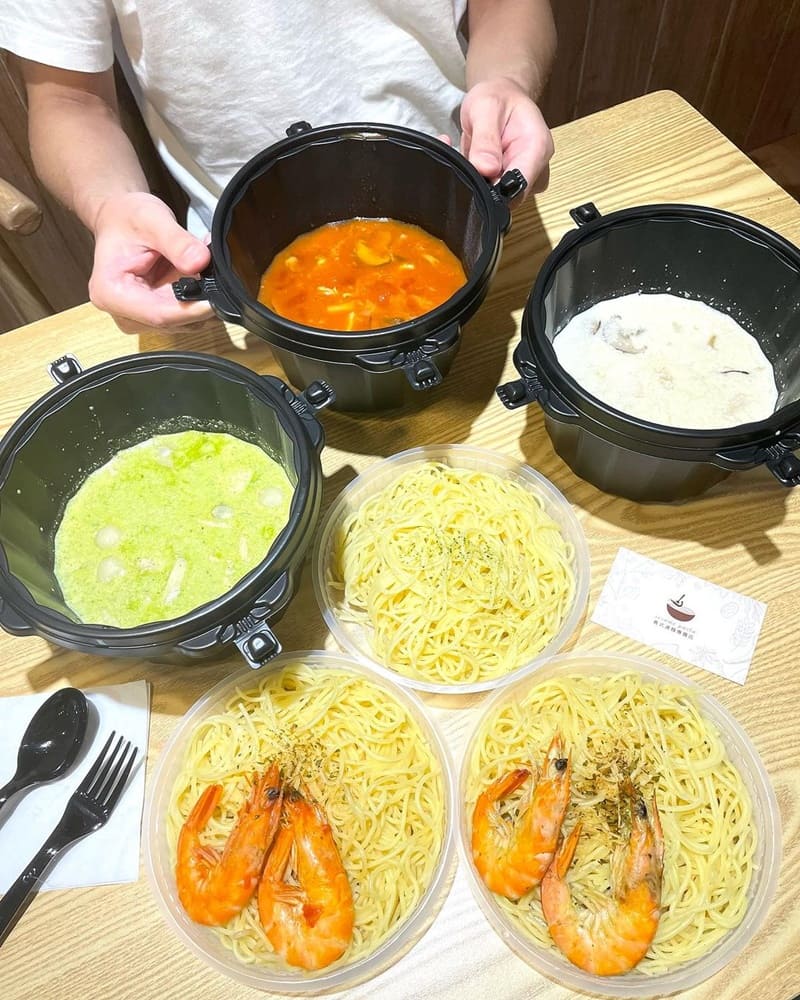 「Sesame Pasta芝麻義式湯麵」新竹新豐獨家美食、義式湯麵層次多變、衝擊味蕾！