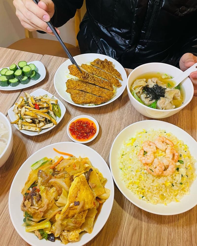 「小本經營」新北永和中式美味精緻飯麵小館、經典口味、精湛手藝、號稱平價鼎泰豐!