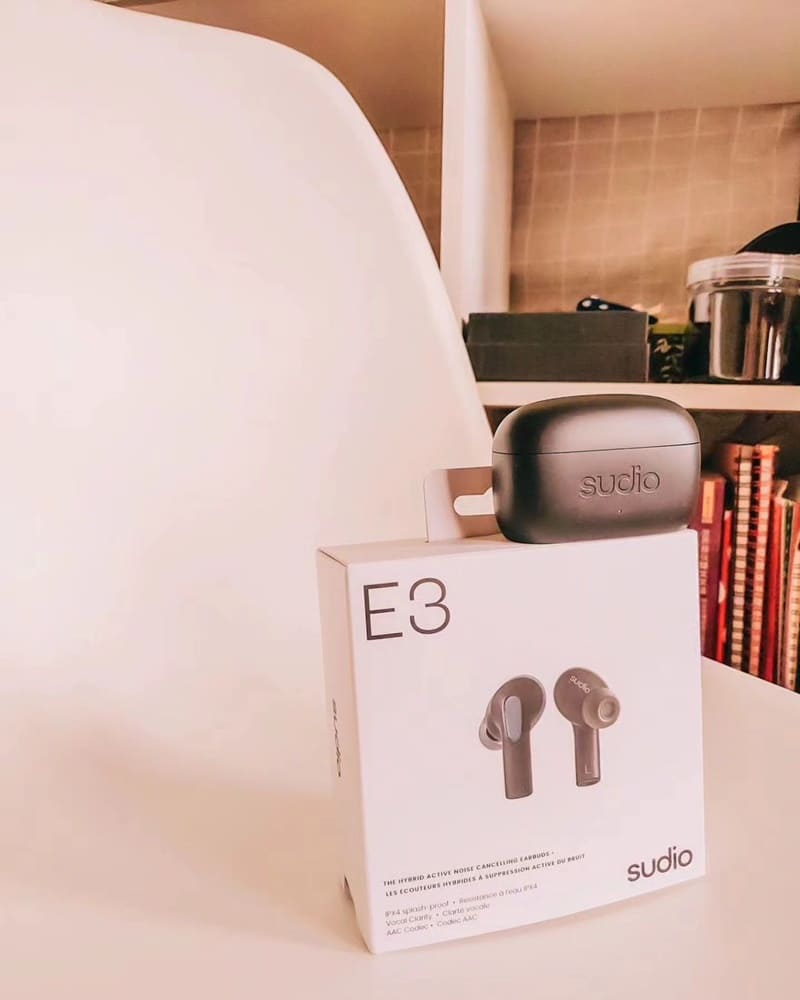 「Sudio E3」高質感降噪藍芽耳機、專業音質、輕盈舒適、完美享受音樂、HAO推薦！