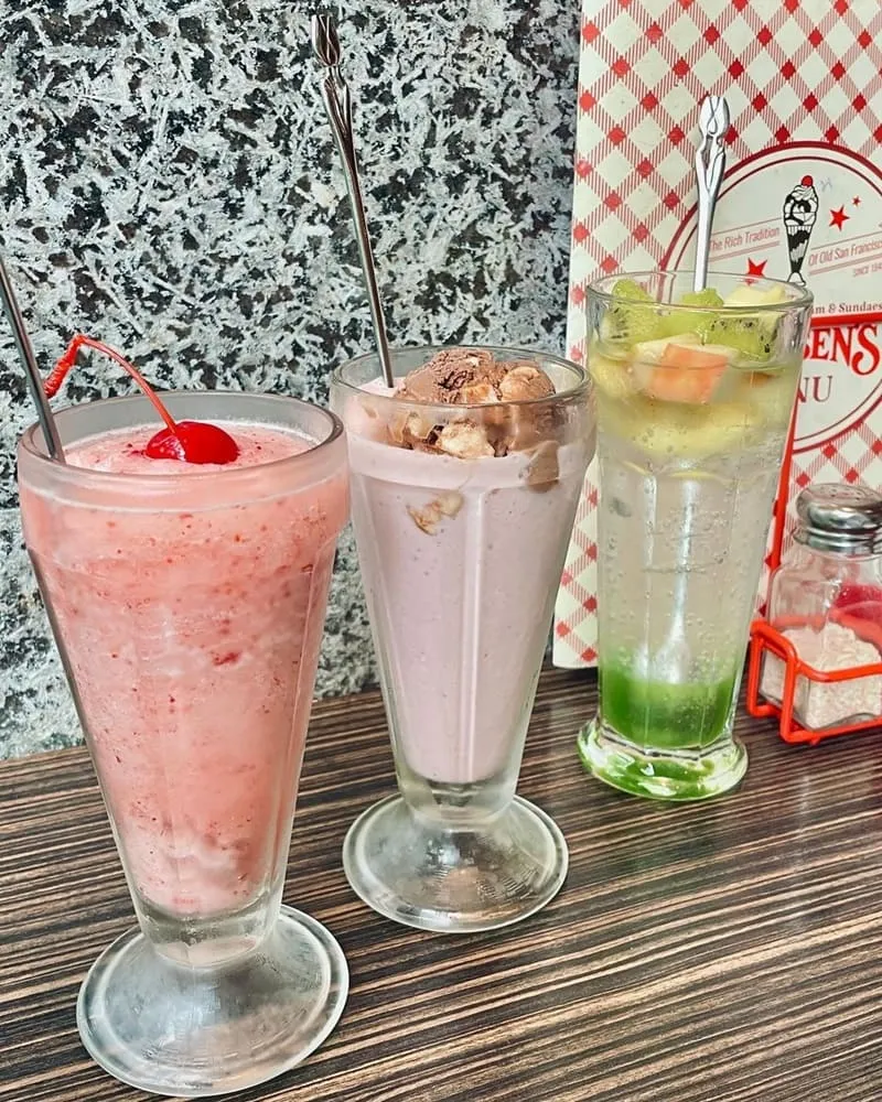 「SWENSENS双聖大安店」台北大安美式飯店風!美式餐點、義式焗烤薄餅、經典奶昔!