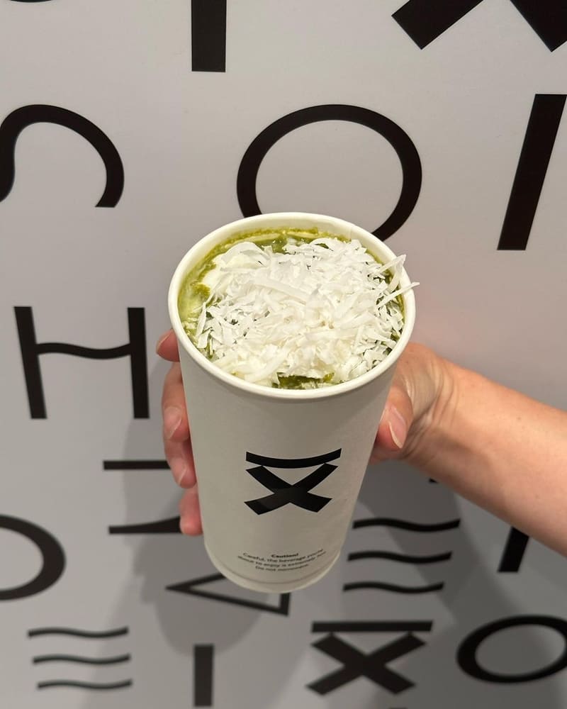 「Ten thousand Coffee」登陸台北松山文創園區、不限時咖啡店、限定抹茶飲品等你體驗!