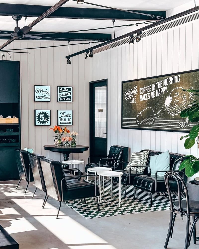 「著著咖啡The The CAFÉ」高雄輕工業美式咖啡館!美術館特區、綠意盎然環境、體驗層次豐富拿鐵!