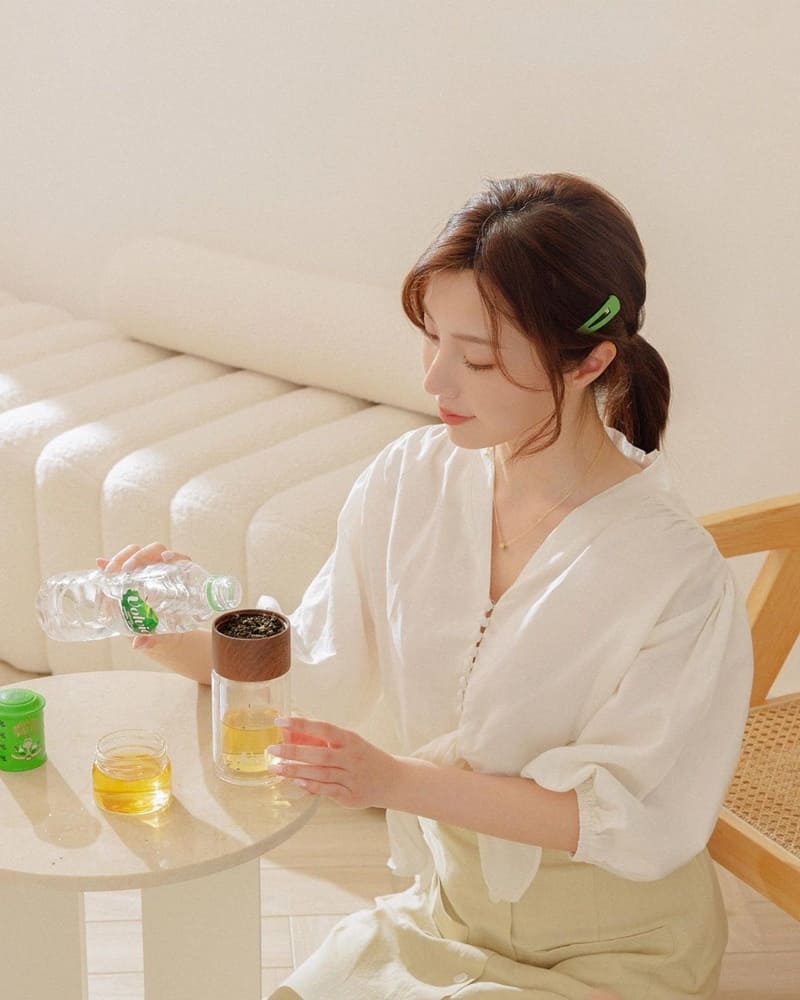 「Volvic礦泉水」品茗輕鬆享受!輕礦物質成份、中性ph值、讓茶魅力清香回甘!