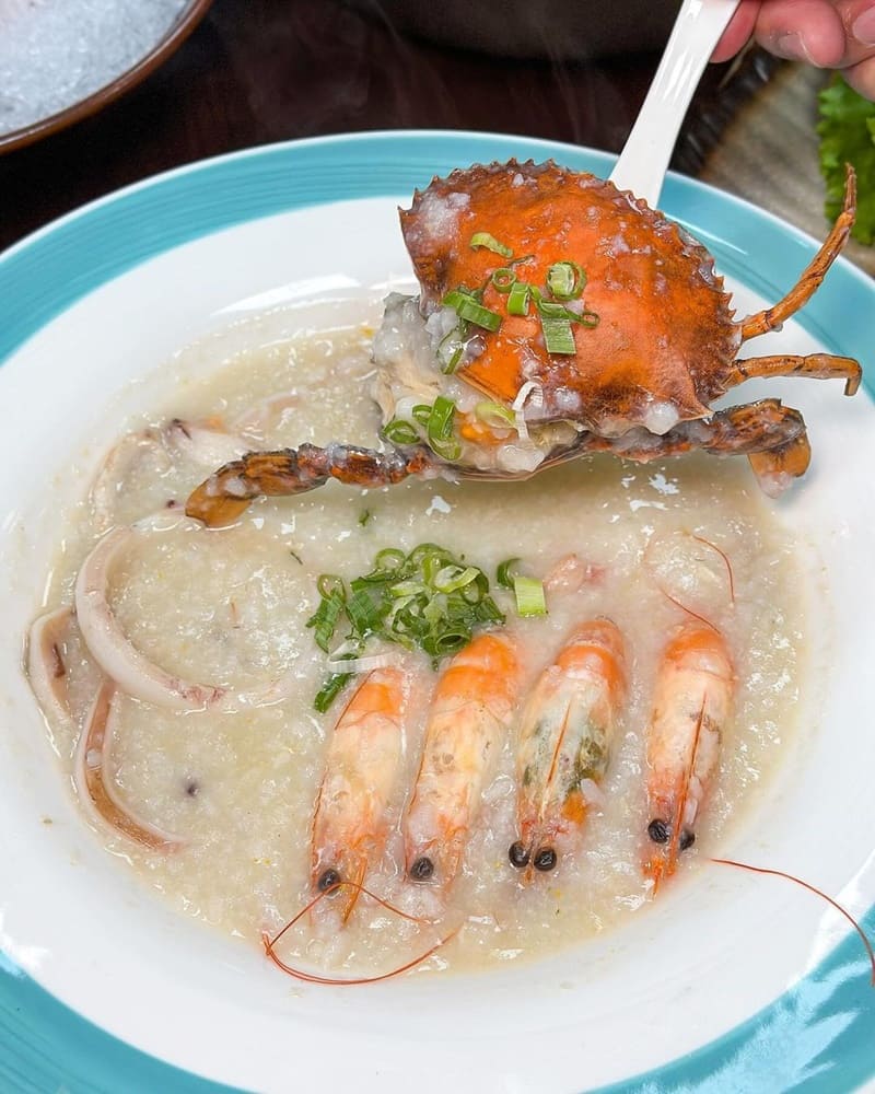 「星星水產」高雄大寮海鮮天堂!知名新鮮水產、進口食材、現切生魚片、百元商品區!