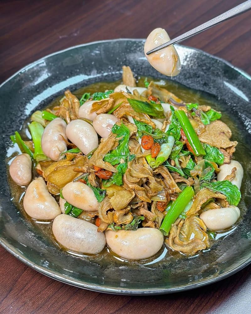 「星星水產」高雄大寮海鮮天堂!知名新鮮水產、進口食材、現切生魚片、百元商品區!