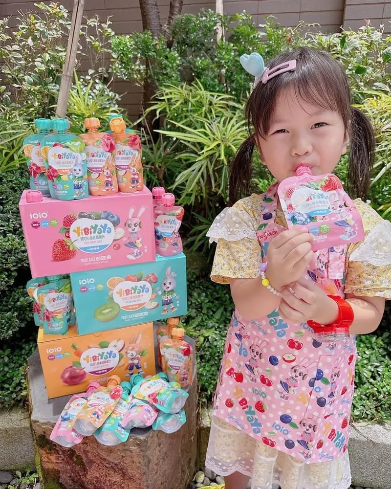 「YiBiYaYa果汁」夏日消暑好喝果汁!綜合蔬果、莓果、蘋果胡蘿蔔三口味、無添加、低熱量、冰更美味!