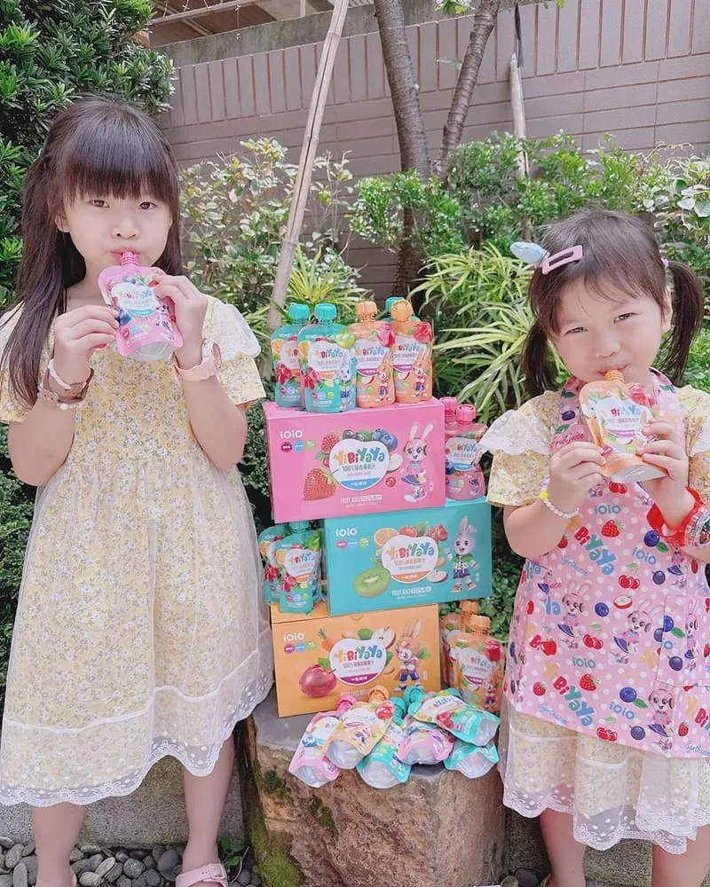「YiBiYaYa果汁」夏日消暑好喝果汁!綜合蔬果、莓果、蘋果胡蘿蔔三口味、無添加、低熱量、冰更美味!