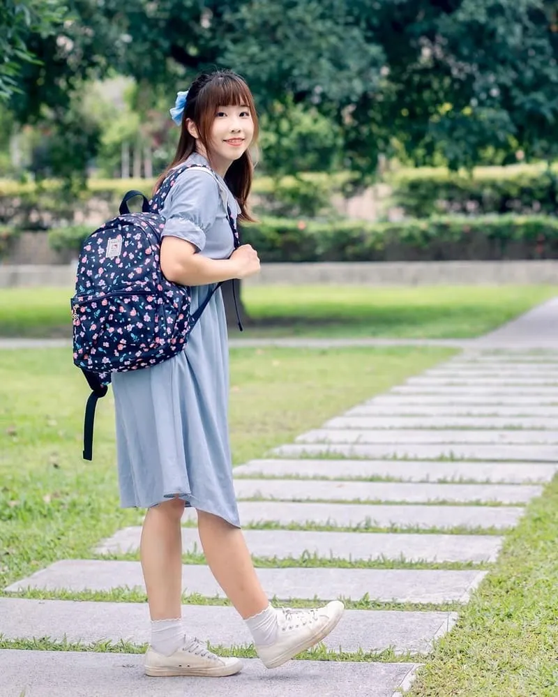 「BAG TO YOU百達遊」7-ELEVEN合作推出聯名商品、凱蒂花園午茶系列、花漾多功能後背包！