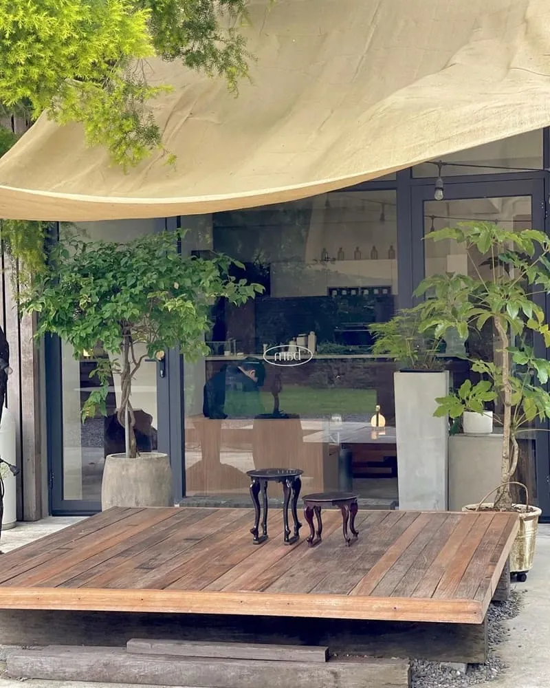 「Barn Stay」宜蘭韓系寶藏咖啡廳！結合咖啡民宿選品店的極美空間、自然與極簡的完美融合、艾莉&傑佛瑞推薦！
