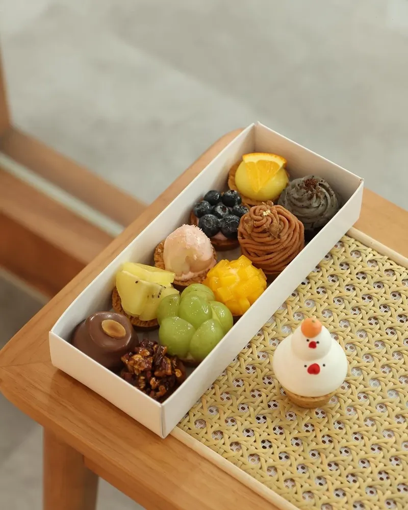 「三文鳥甜點巢」新北水果塔專賣!樂華夜市旁、酥脆餅皮、新鮮水果、獨特迷你塔禮盒、送禮首選!