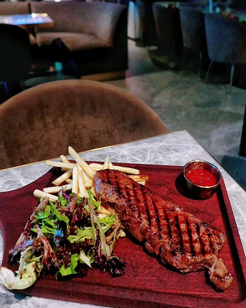 Dark Leaf Cafe & Lounge