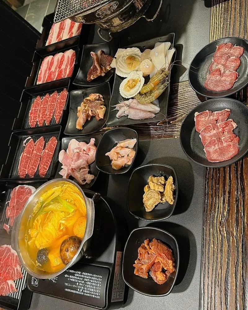 「田季發爺媽飽節」媽咪半價吃到飽!專業用餐環境、燒肉吃到飽、季節限定湯頭!