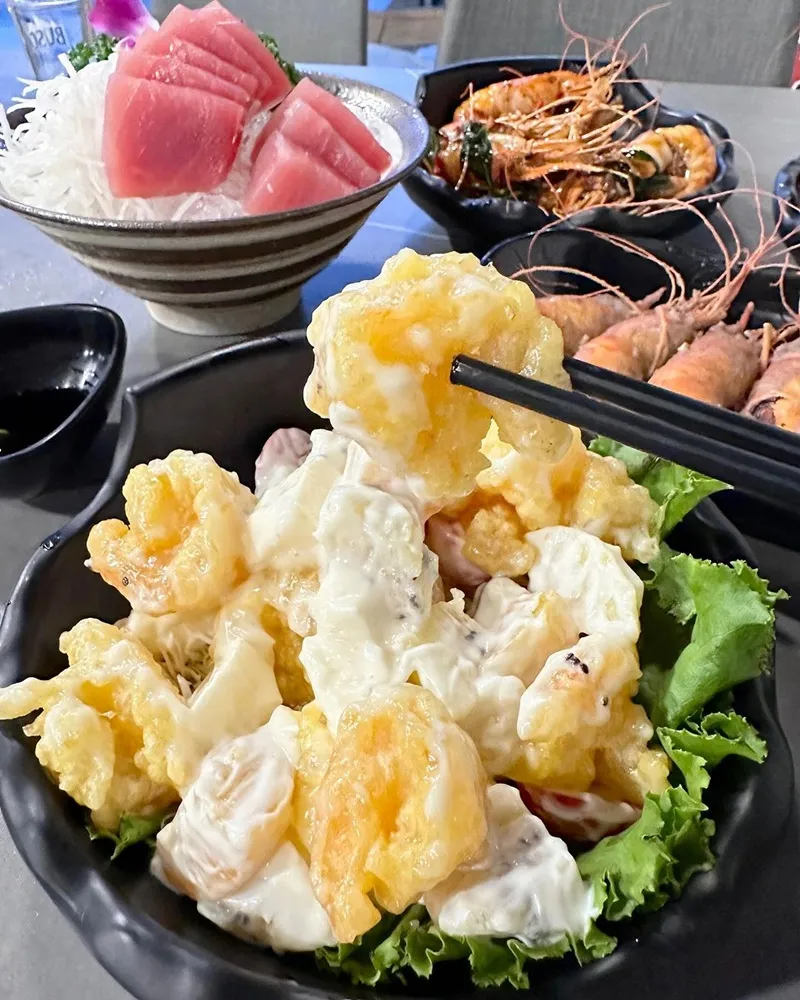 「鴻蝦匯庭園餐廳」新竹泰式鮮蝦饗宴！豐盛多樣、鮮蝦十款風味、精緻環境、適合家庭聚餐及友人相聚！