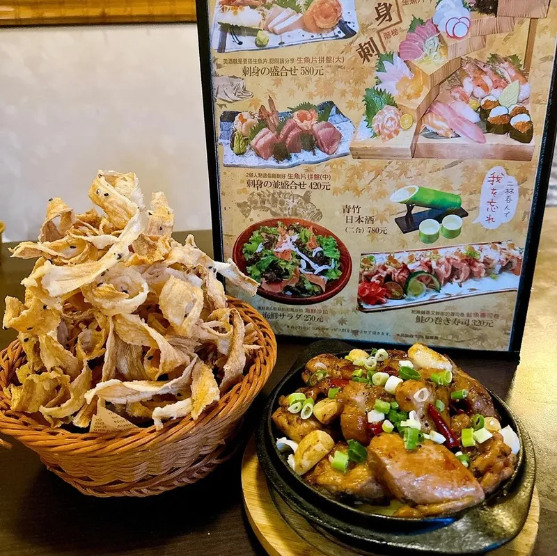 「吞兵衛元祖居酒屋」台北中山必吃!日式風格美食&私人包廂聚會、炸牛蒡仙貝、起司炸蝦、特調飲品一應俱全!