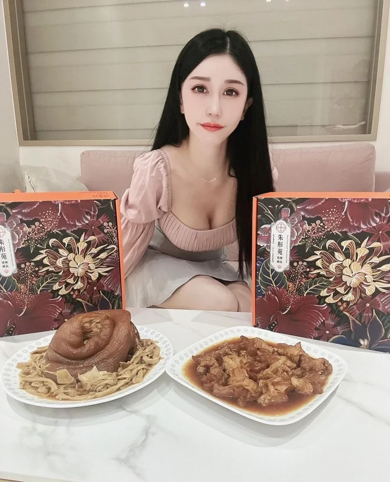 第一次在家開箱美食,不會下廚的我,無腦烹飪也都沒問題👌🏻隔水加熱就可以了🥰🥰