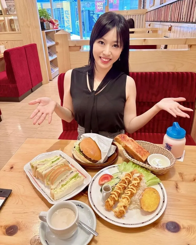 「Komeda’s Coffee台灣店」台北新莊日式早午餐!高級漢堡、總匯三明治、甜點與優惠組合!