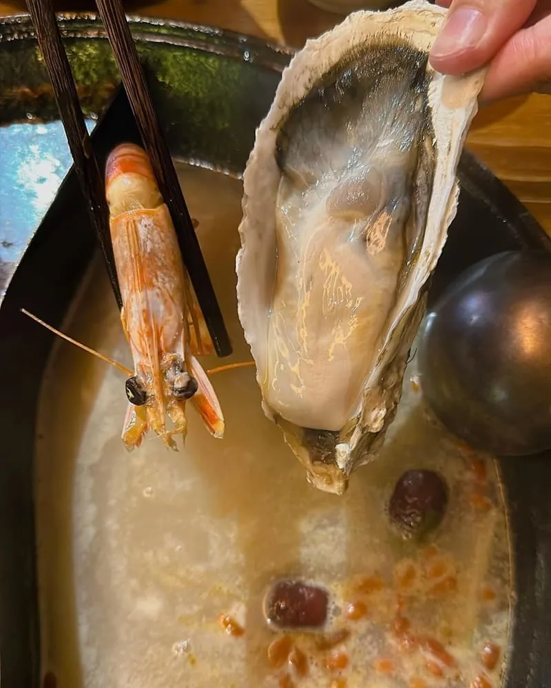 「辣二爺麻辣涮串」台北大安正宗四川麻辣串串火鍋!每串15元、超豐富原汁原味!