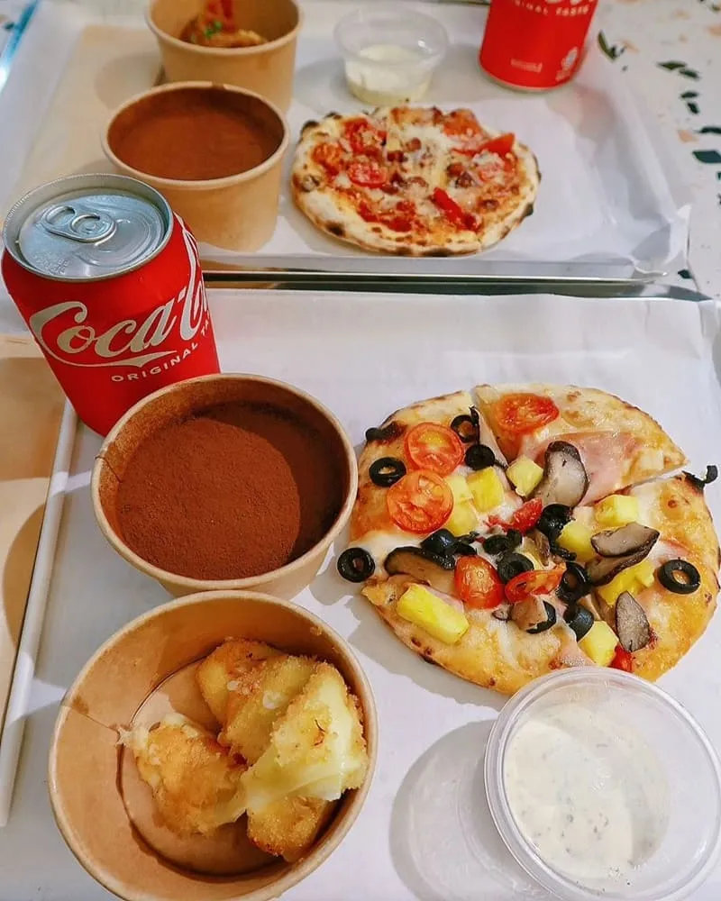 「Mama Mia! Pizzeria」九龍城宋王臺站！主打純手工Pizza、黃白色調、義式料理！