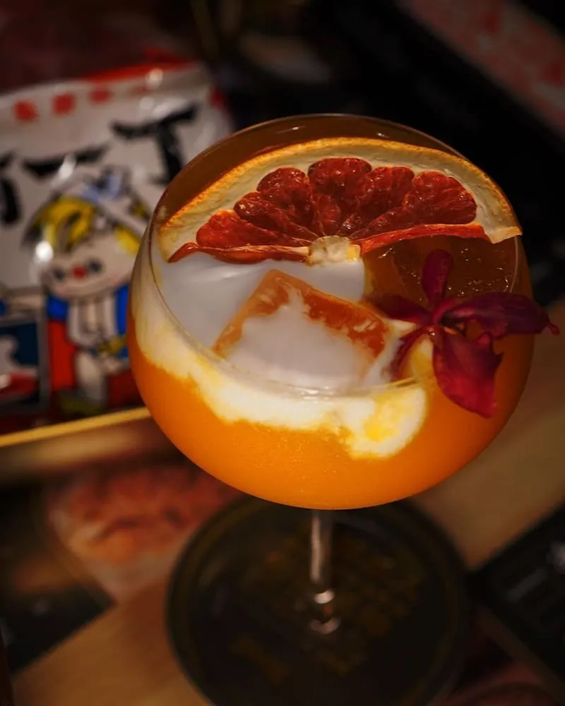 再聚港式餐酒館!