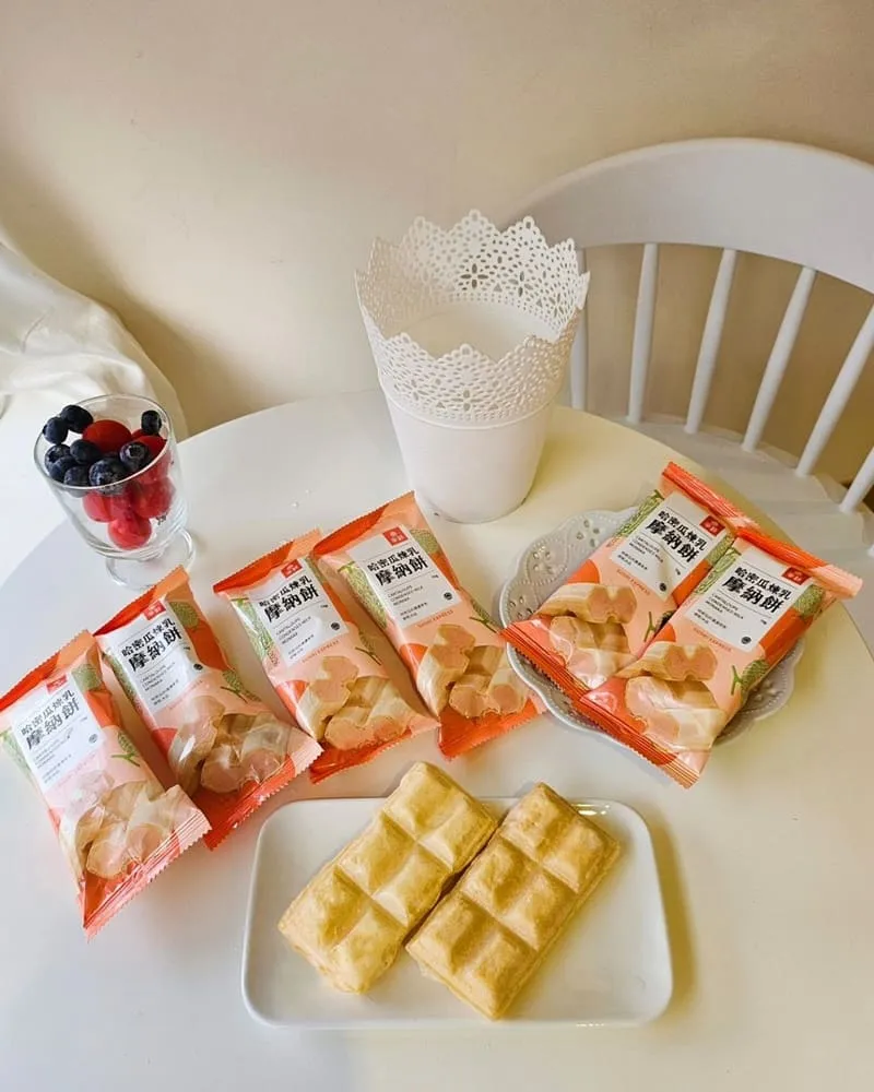 「哈密瓜煉乳摩納餅」爭鮮PLUS推出夏季限定冰品、清涼消暑、限時特惠、手刀搶購！