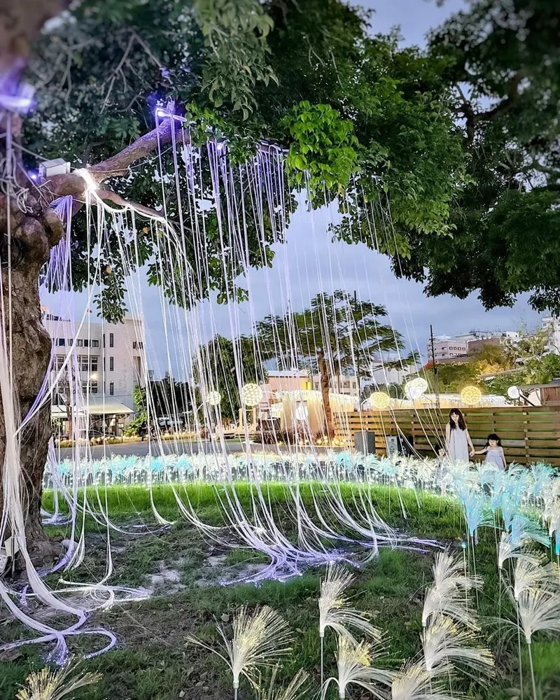 「鐵花燈之祭」最新臺東熱門景點!繁花盛宴、夜遊散步、打卡拍照聖地!