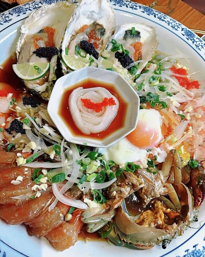 「可汗大叔醬蝦醬蟹專賣店」韓國風味台中登場！臭臭布丁、食材高規格、讓您滿足享受韓式美食盛宴！