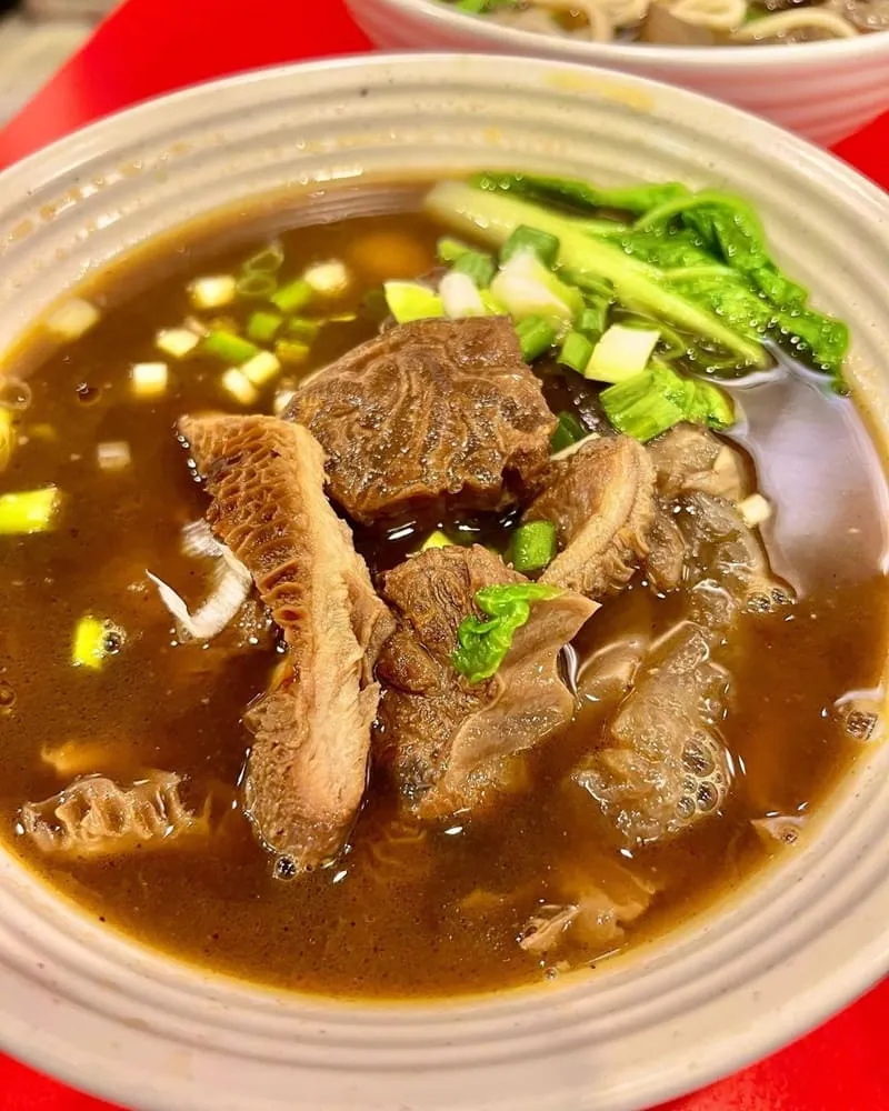 進城牛肉麵
