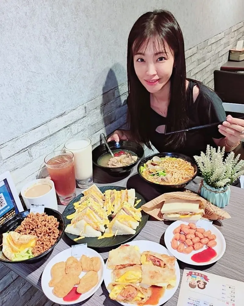 日月私饗