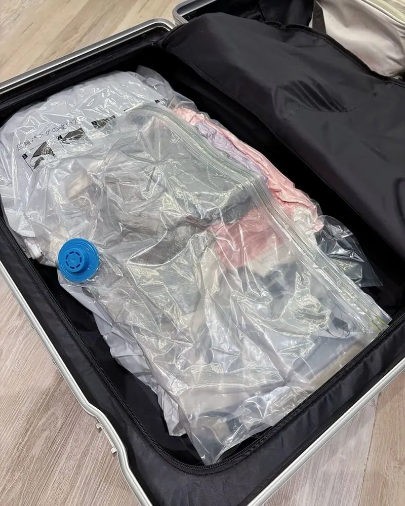 多功能杯架USB充電行李箱