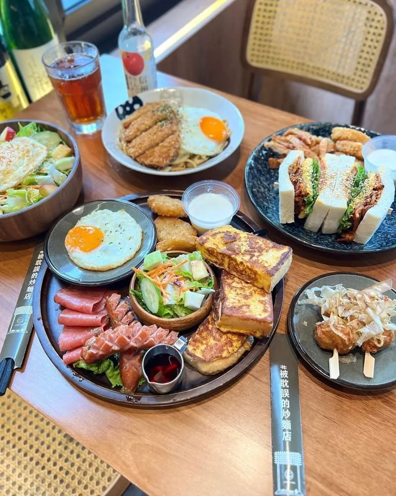 被耽誤的炒麵店