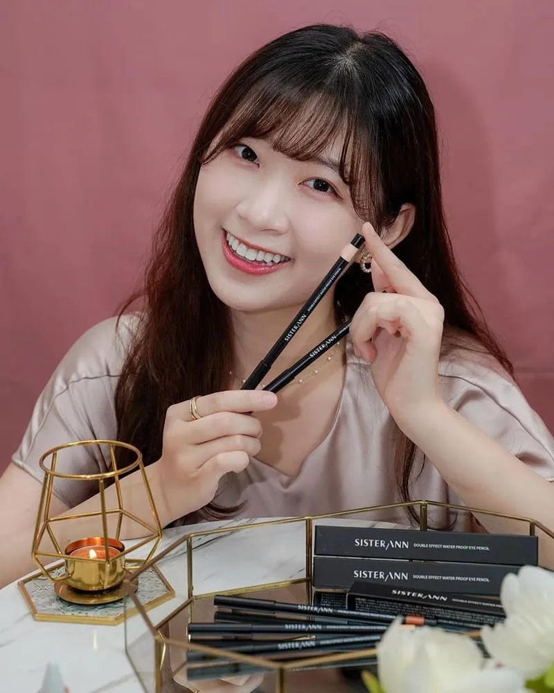 Sisterann多功能防水眼線筆
